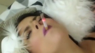 legal age teenager slut cums whilst smoking